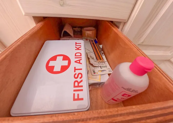 Το Πέτρινο Λουλούδι Της Ειρήνης * Kálymnos