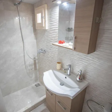 Το Πέτρινο Λουλούδι της Ειρήνης Apartmán