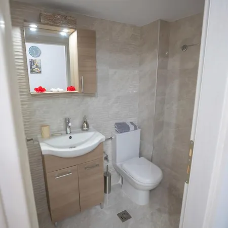 Το Πέτρινο Λουλούδι της Ειρήνης Kálymnos