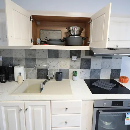 Το Πέτρινο Λουλούδι της Ειρήνης Apartmán