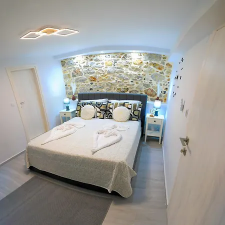 Apartmán Το Πέτρινο Λουλούδι της Ειρήνης *