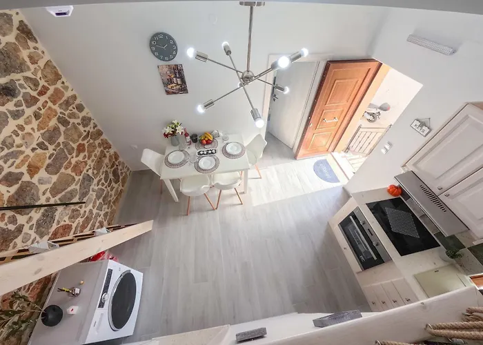 Το Πέτρινο Λουλούδι Της Ειρήνης Kilimli