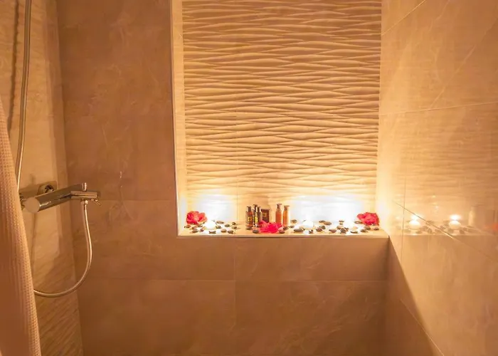 Το Πέτρινο Λουλούδι Της Ειρήνης Daire Kilimli